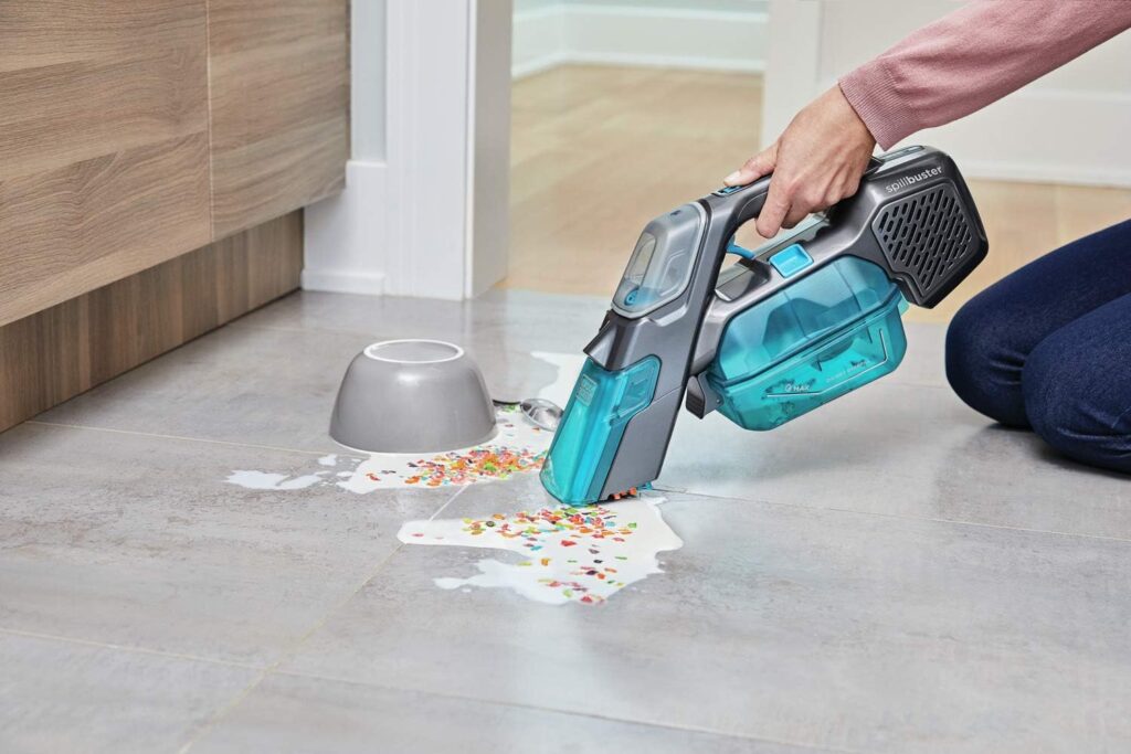 BLACK+DECKER spillbuster Cordless Spill + Spot Cleaner with Extra Filter (BHSB315JF)